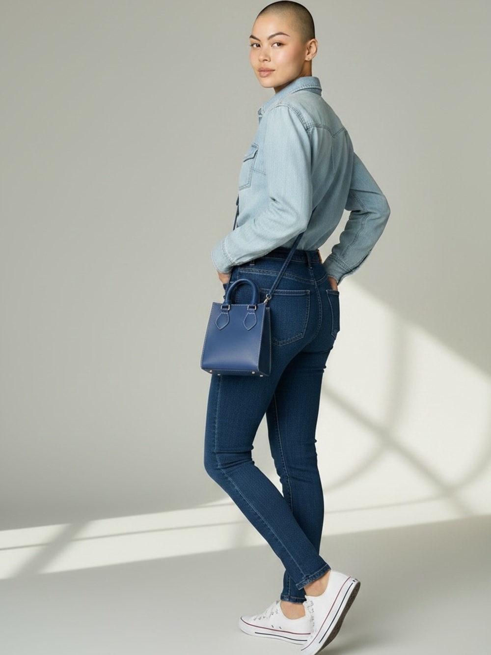 Bellissimo Anna Paola Leather Made In Italy Crossbody Handbag Blue